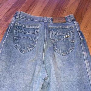 Chic style straight leg size 2 jeans